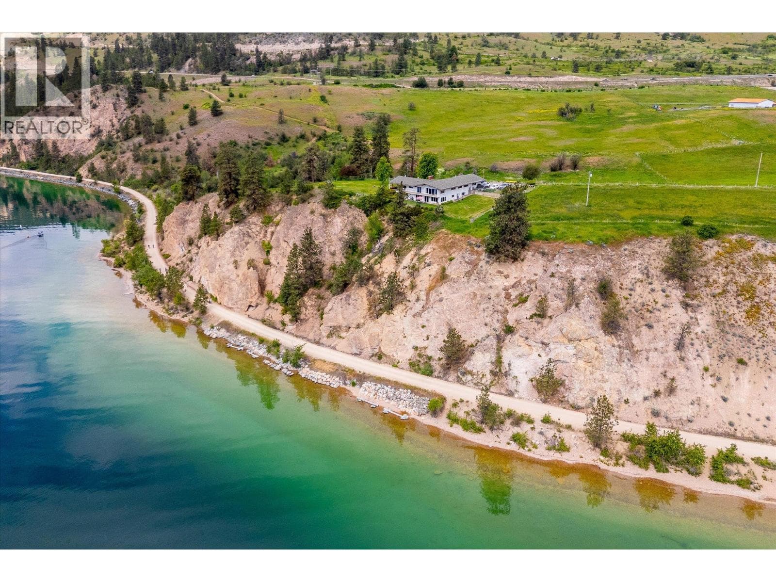 201 Highway 97, photo 52