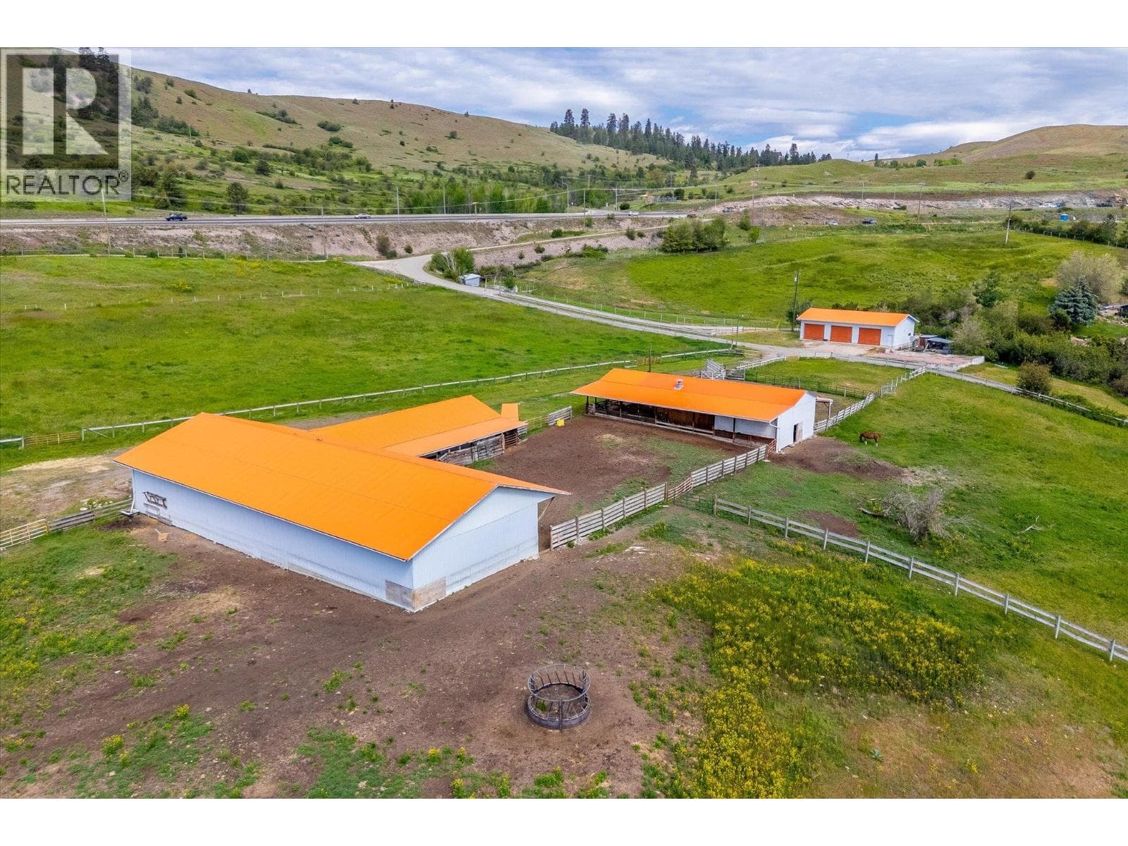 201 Highway 97, photo 17