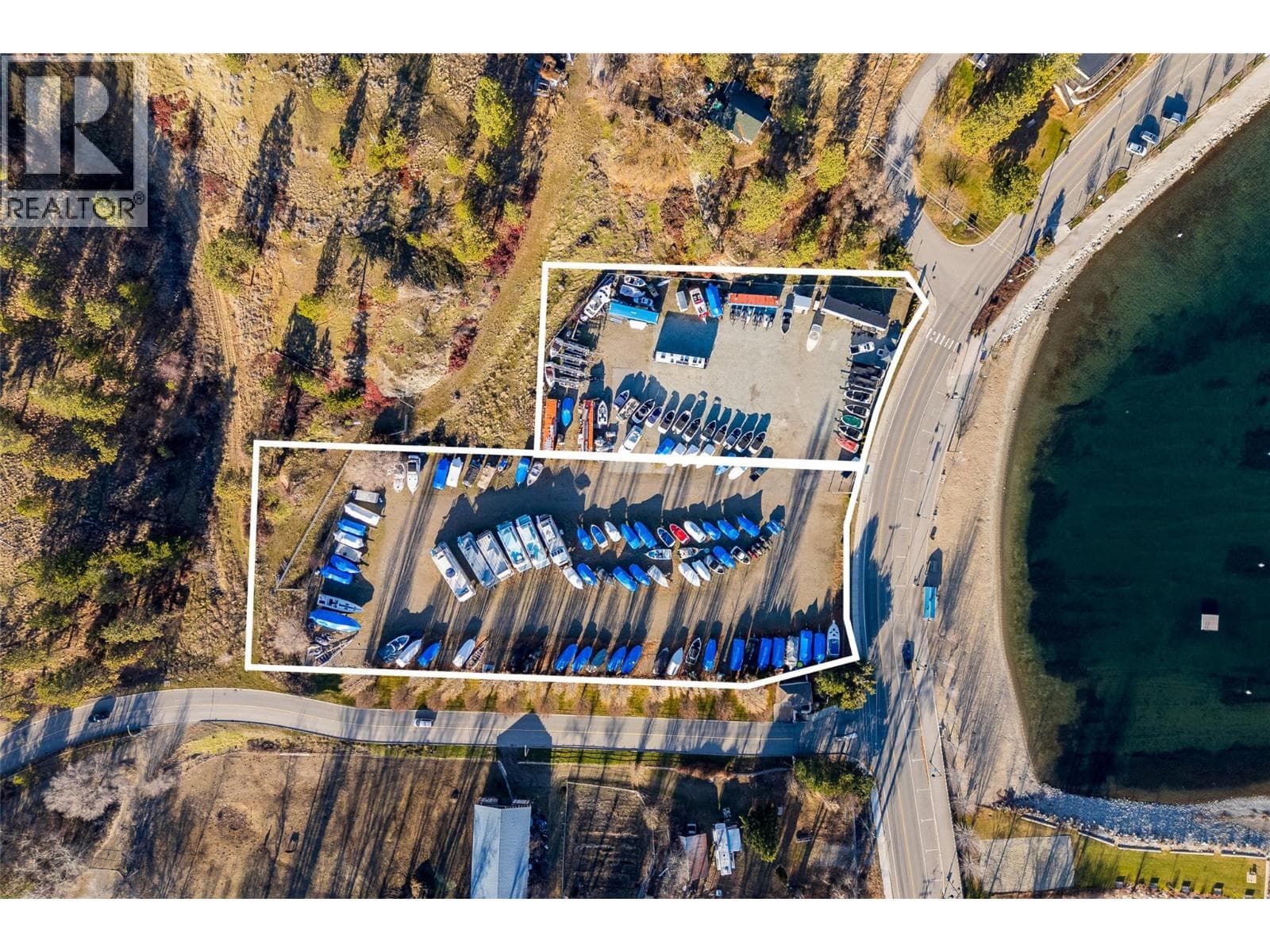 4058 & 4066 Gellatly Road, photo 3