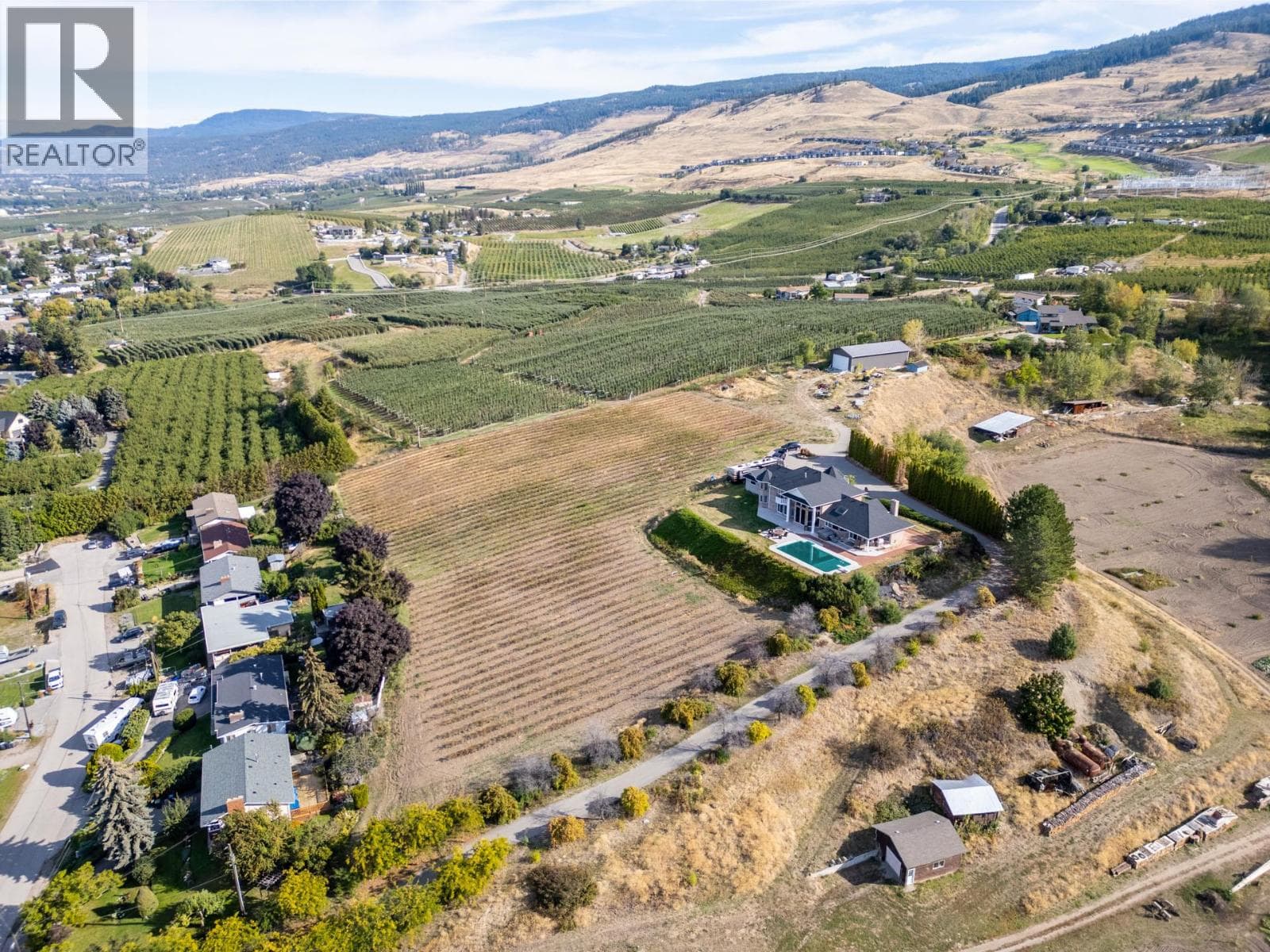 1135 Graf Road, photo 4
