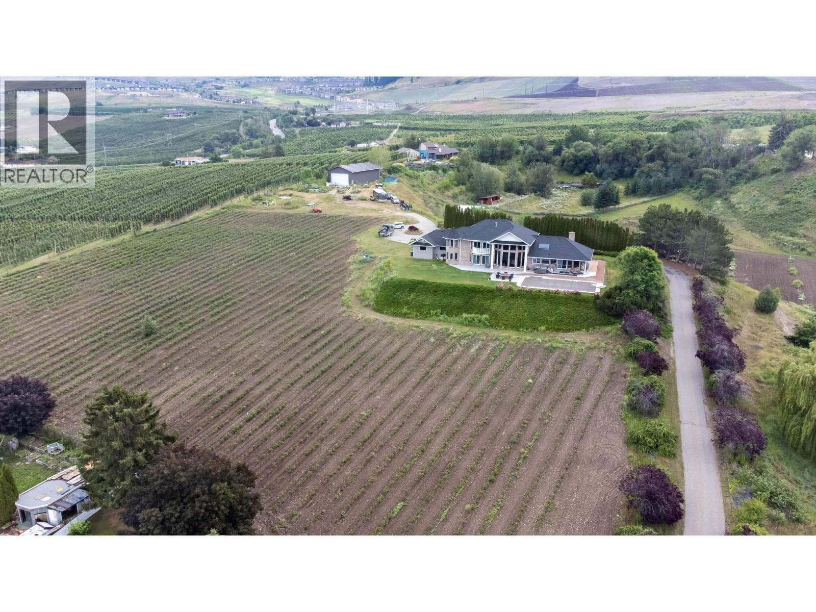 1135 Graf Road, photo 9