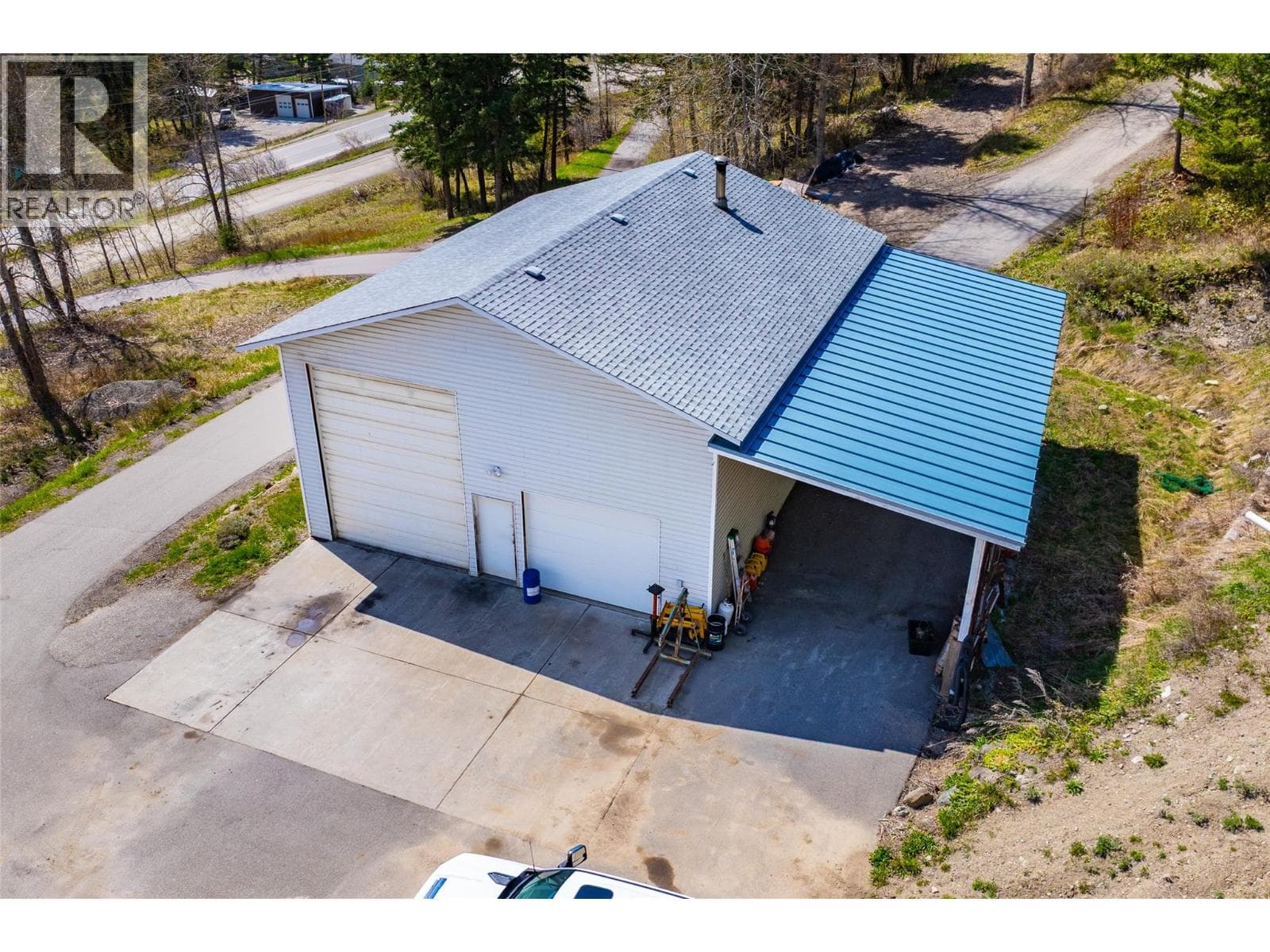 7114 Goshawk Road, photo 23