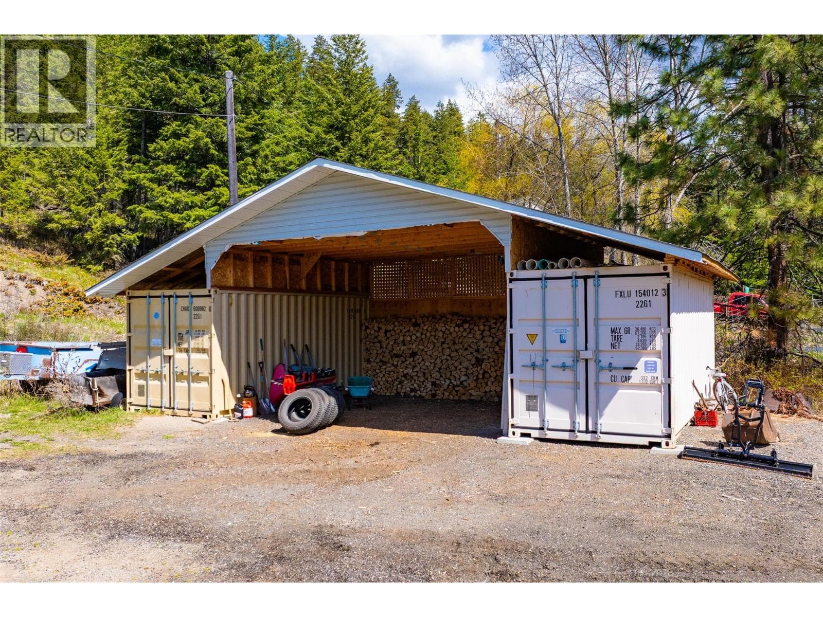 7114 Goshawk Road, photo 27