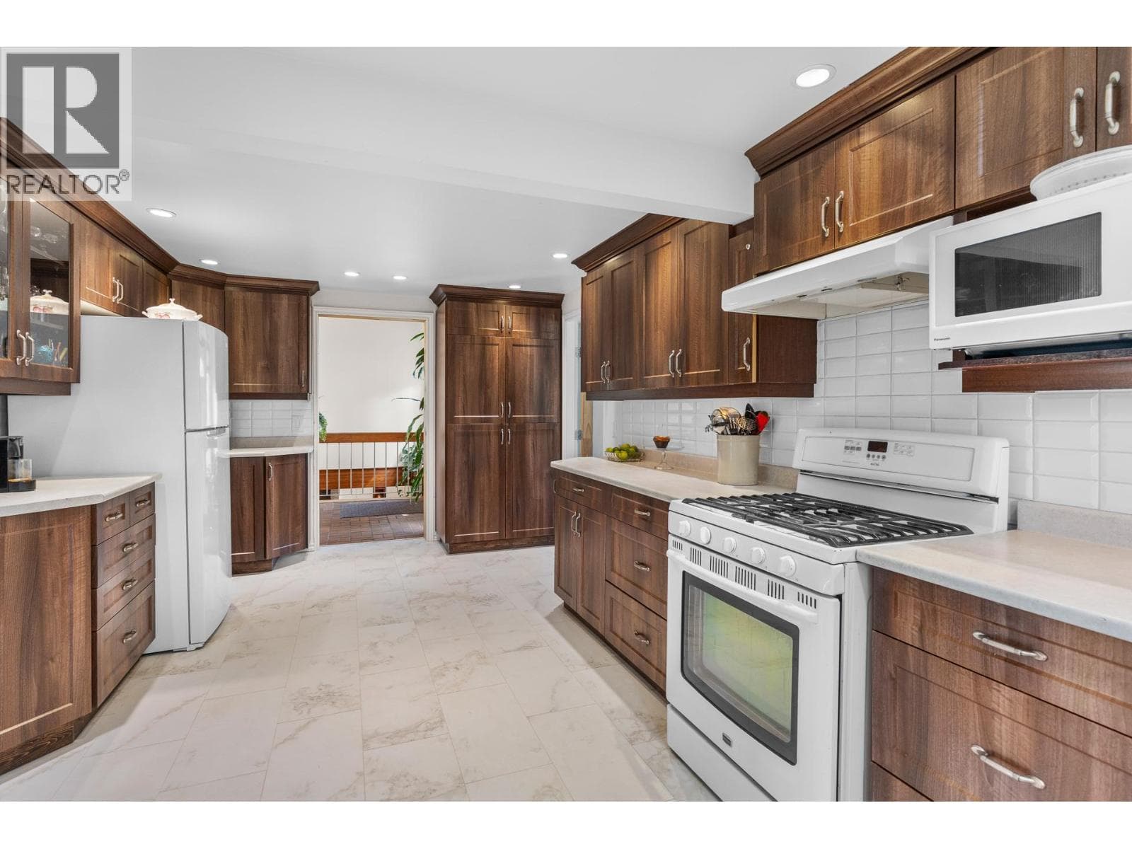 14924 Middle Bench Road, photo 11