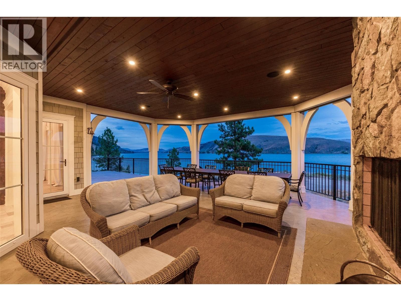 6688 Monck Park Road, photo 27