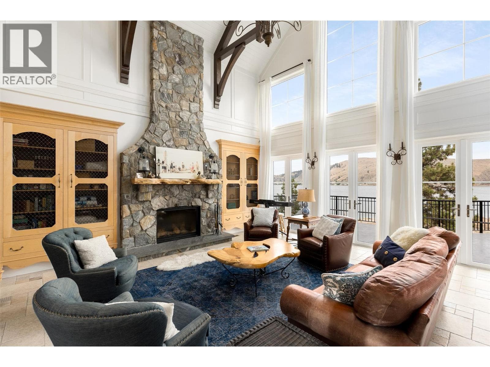 6688 Monck Park Road, photo 10