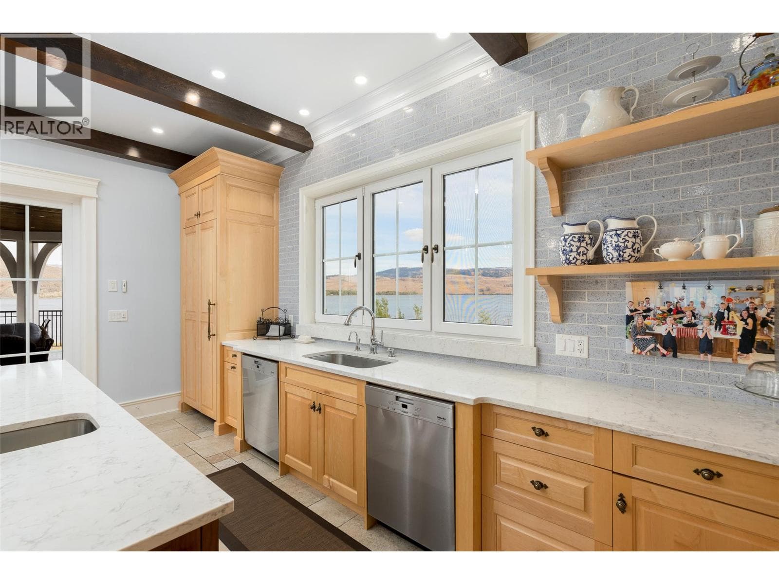 6688 Monck Park Road, photo 19