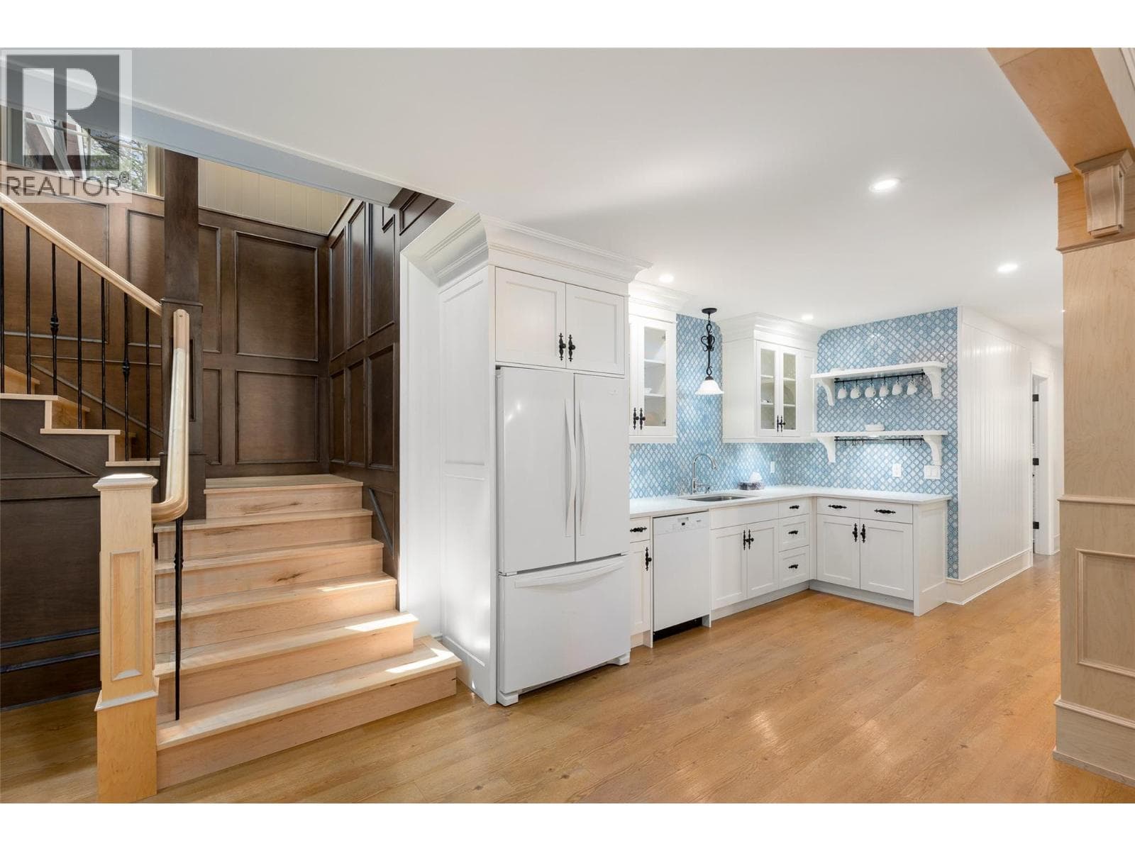6688 Monck Park Road, photo 56