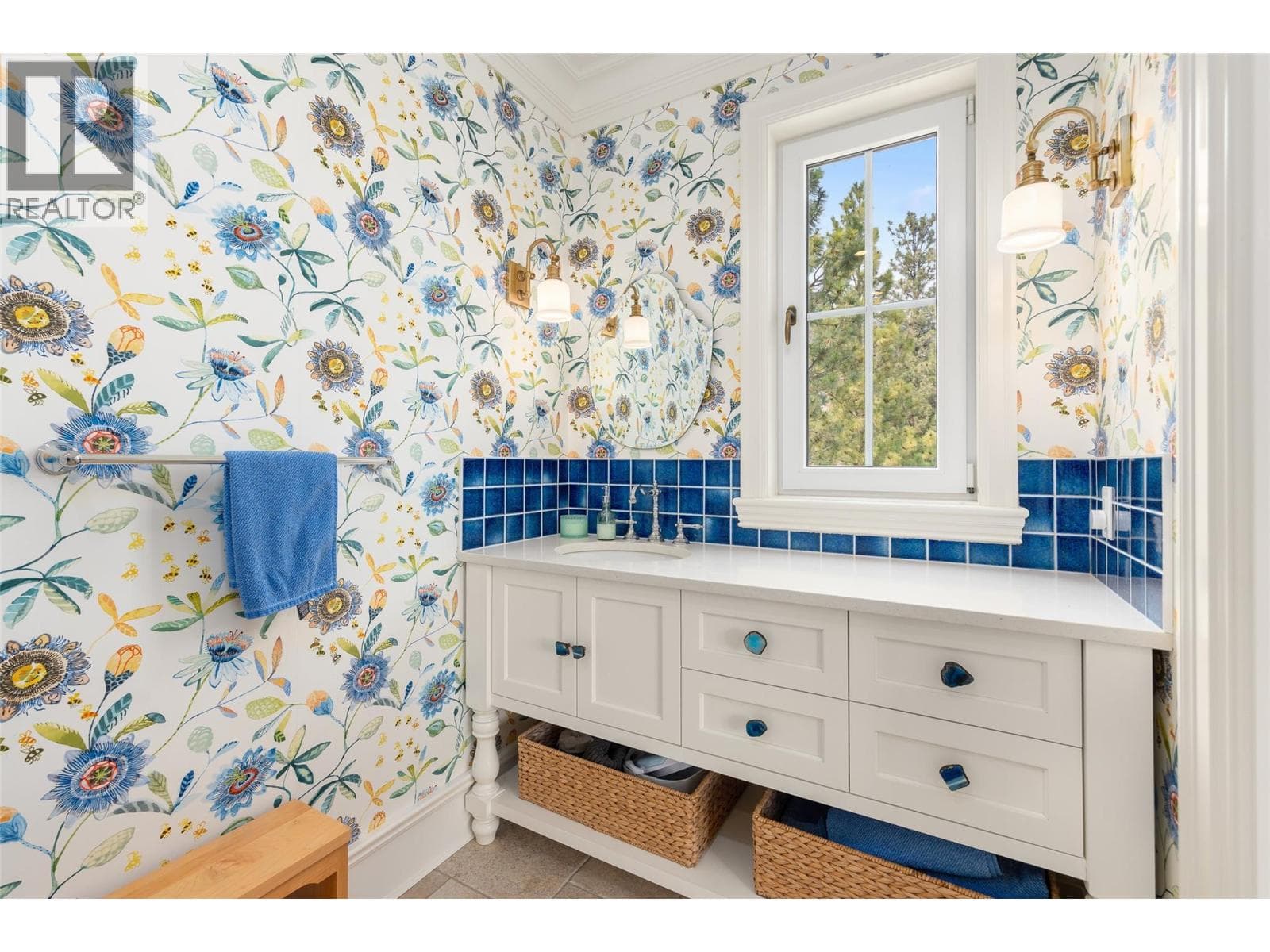 6688 Monck Park Road, photo 43