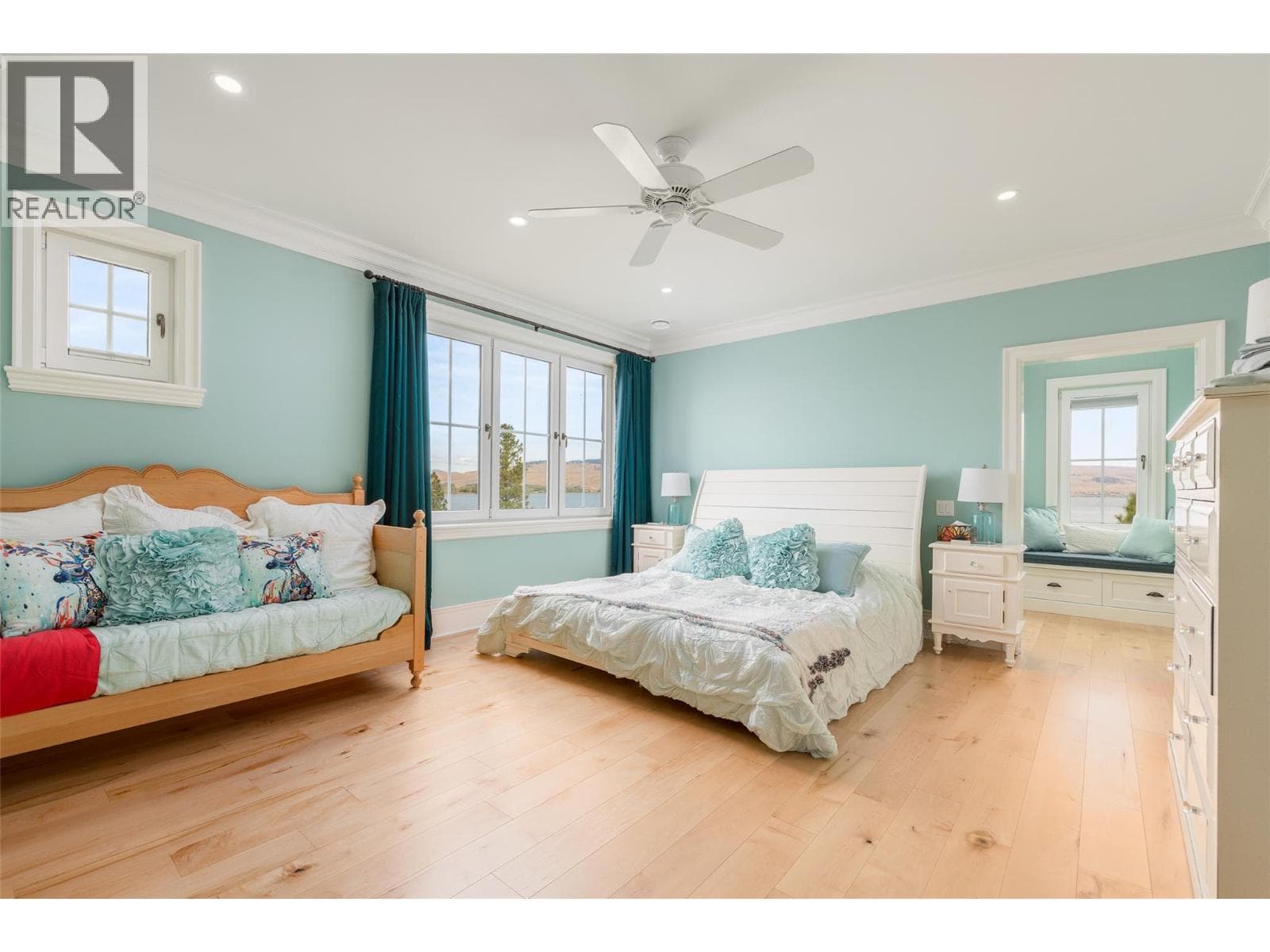 6688 Monck Park Road, photo 46