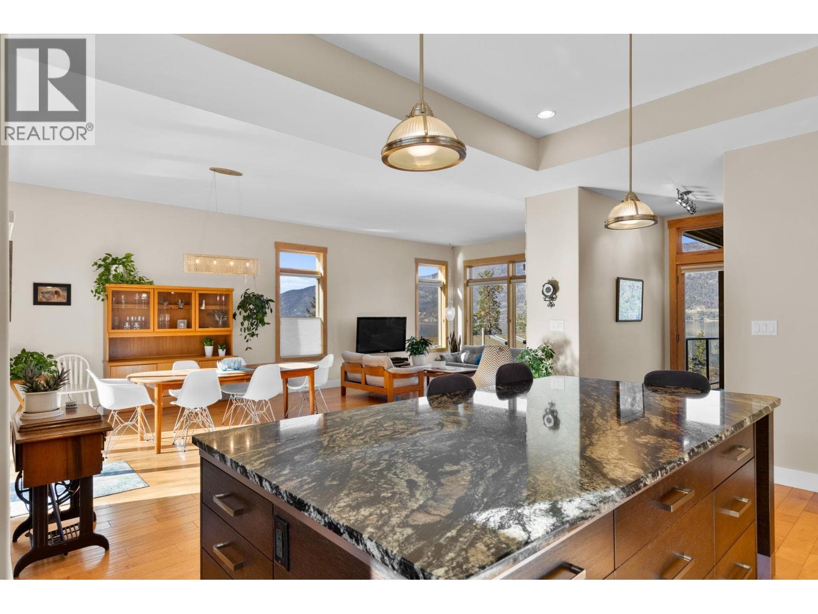 10989 Maddock Avenue, photo 16