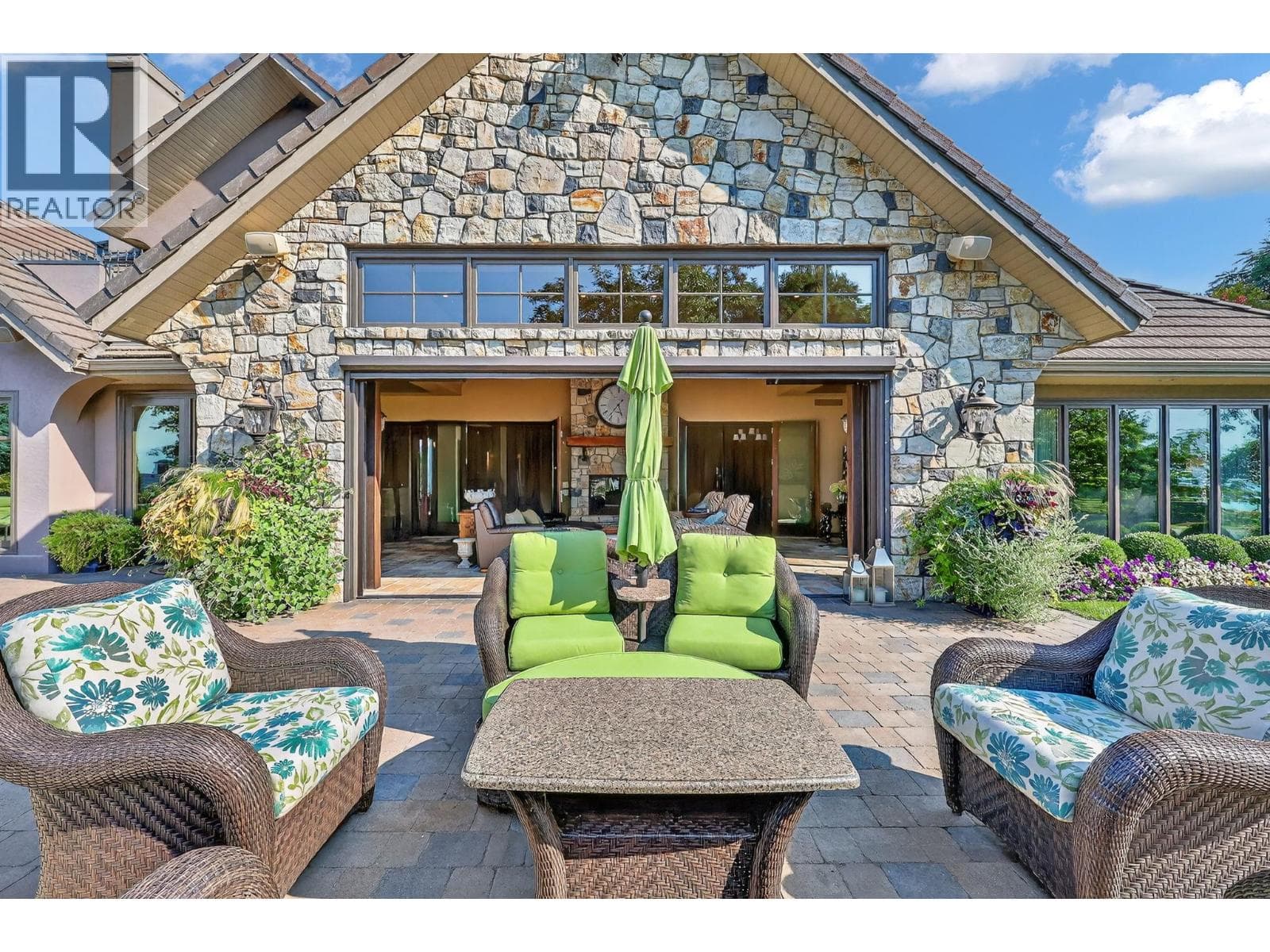 12056 Okanagan Centre Road W, photo 23