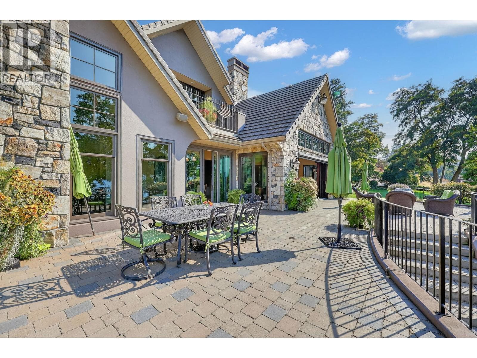 12056 Okanagan Centre Road W, photo 22