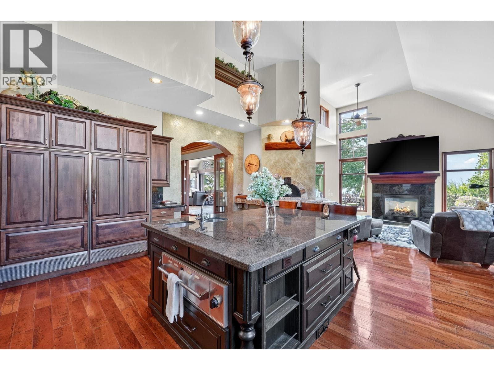 12056 Okanagan Centre Road W, photo 8