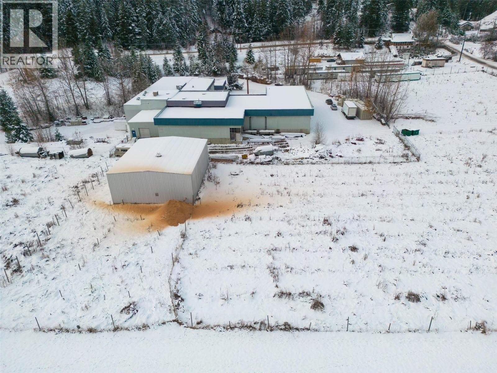 991 Salmon River Road, photo 13