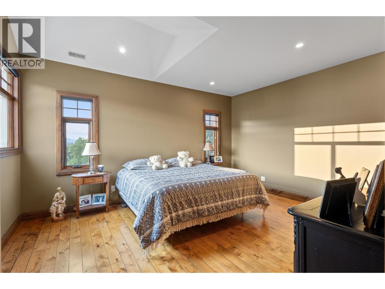 14911 Oyama Road, photo 40