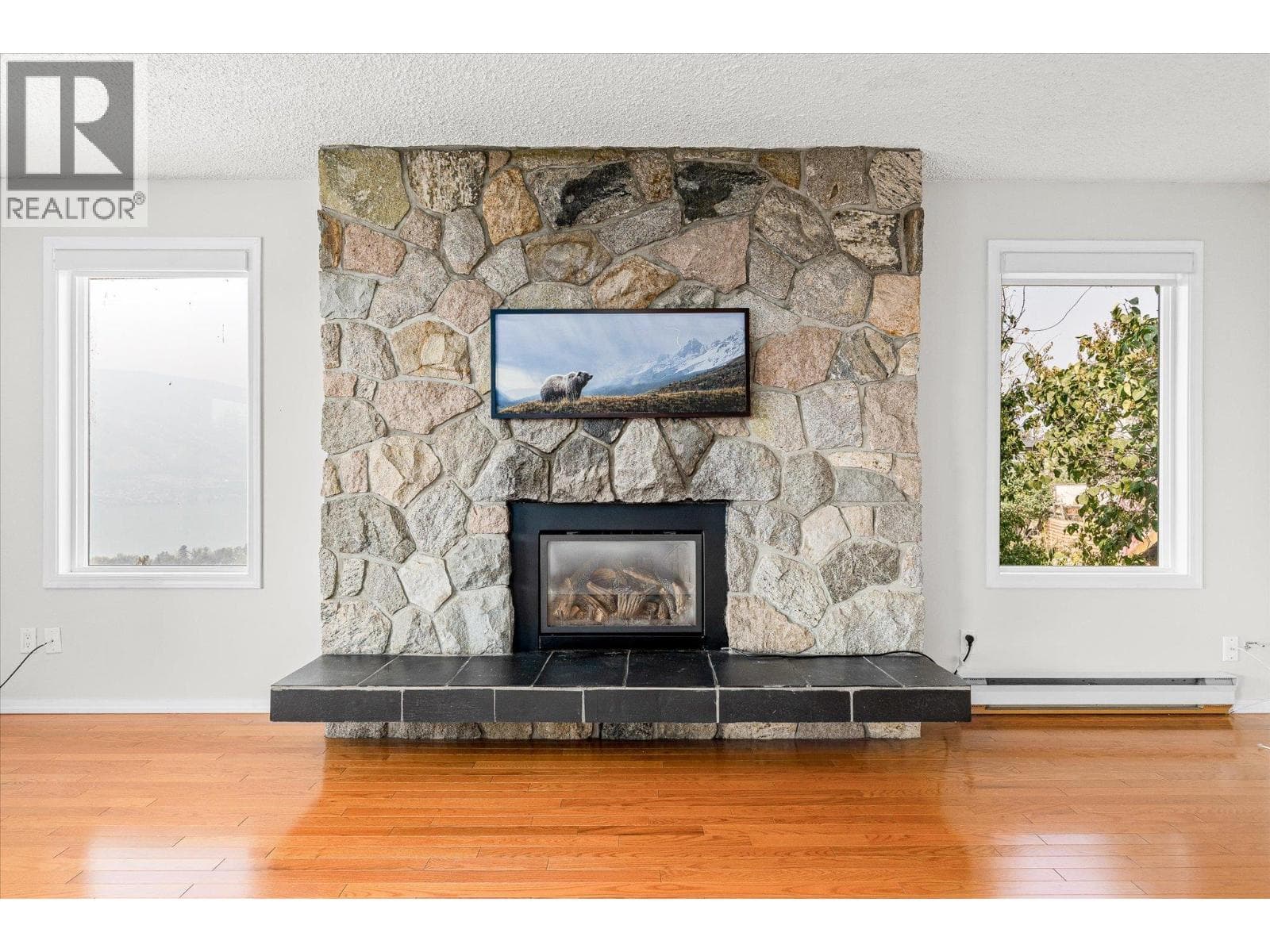 13890 Oyama Road, photo 10