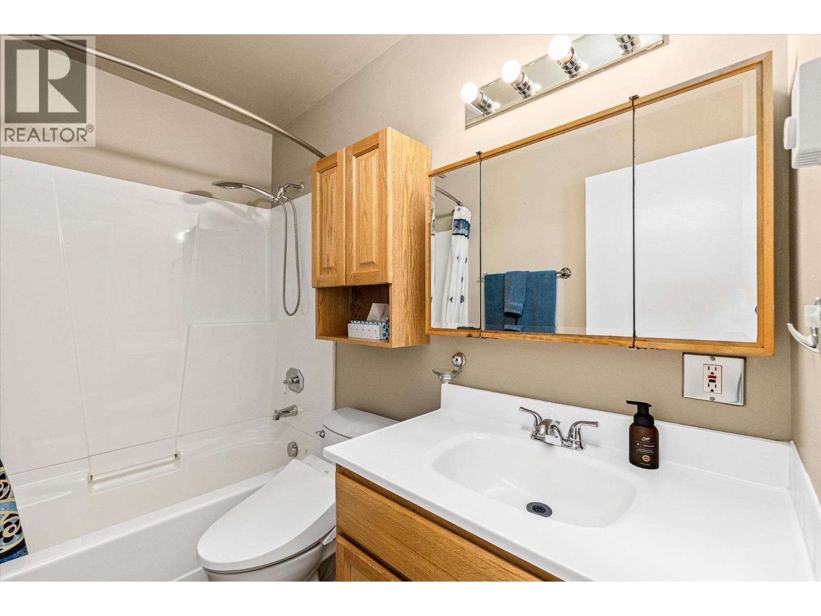 13890 Oyama Road, photo 31