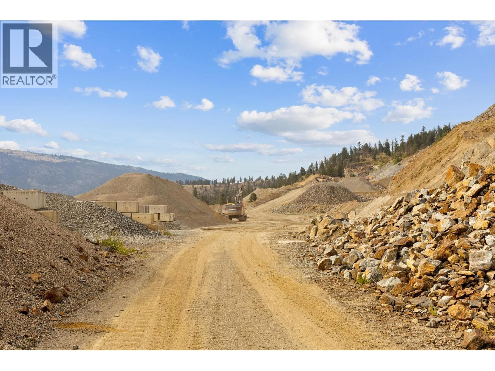 15799 Sawmill Road, photo 92