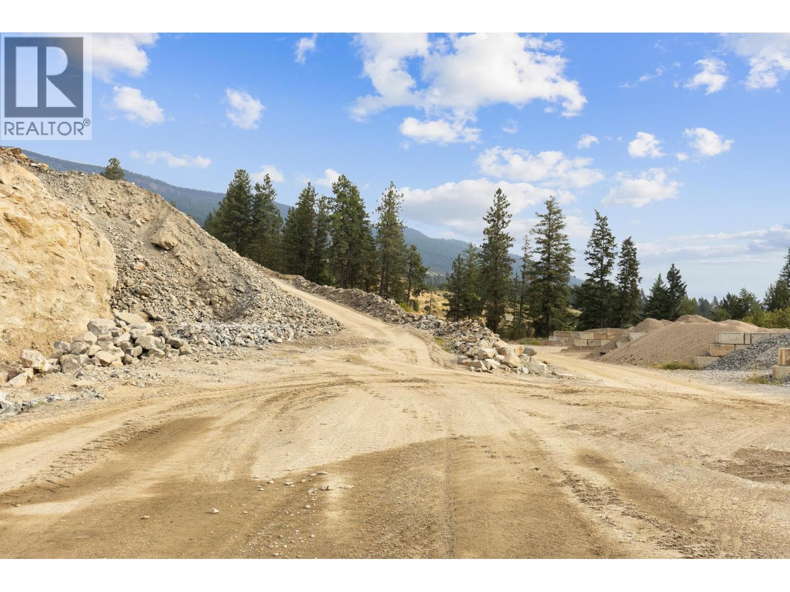 15799 Sawmill Road, photo 91