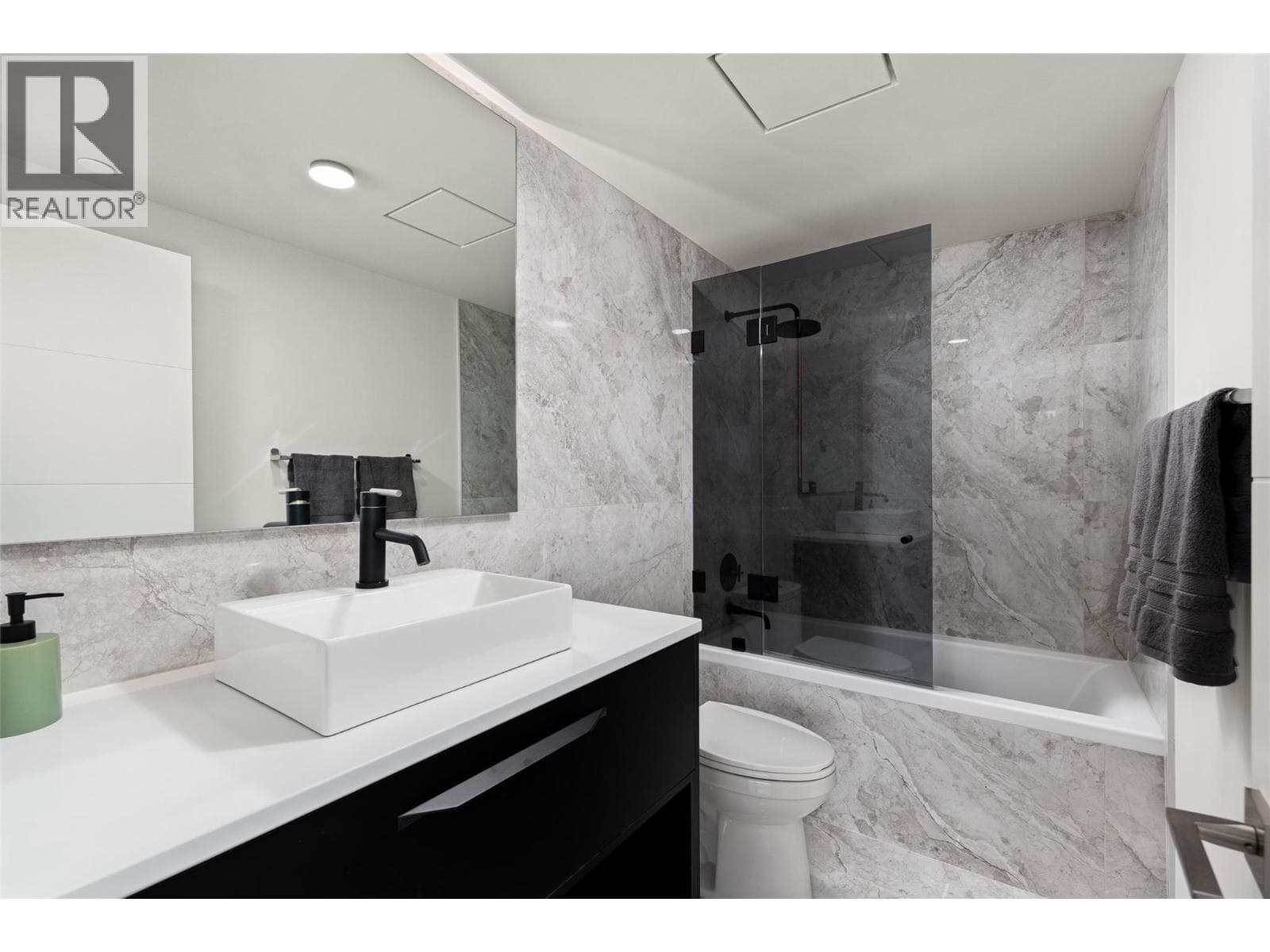1075 Sunset Drive Unit# PH1, photo 47
