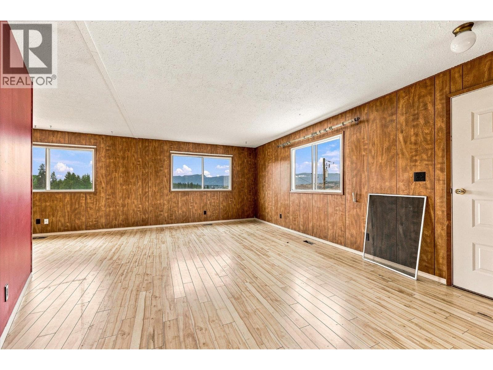12891 Trewhitt Road, photo 20