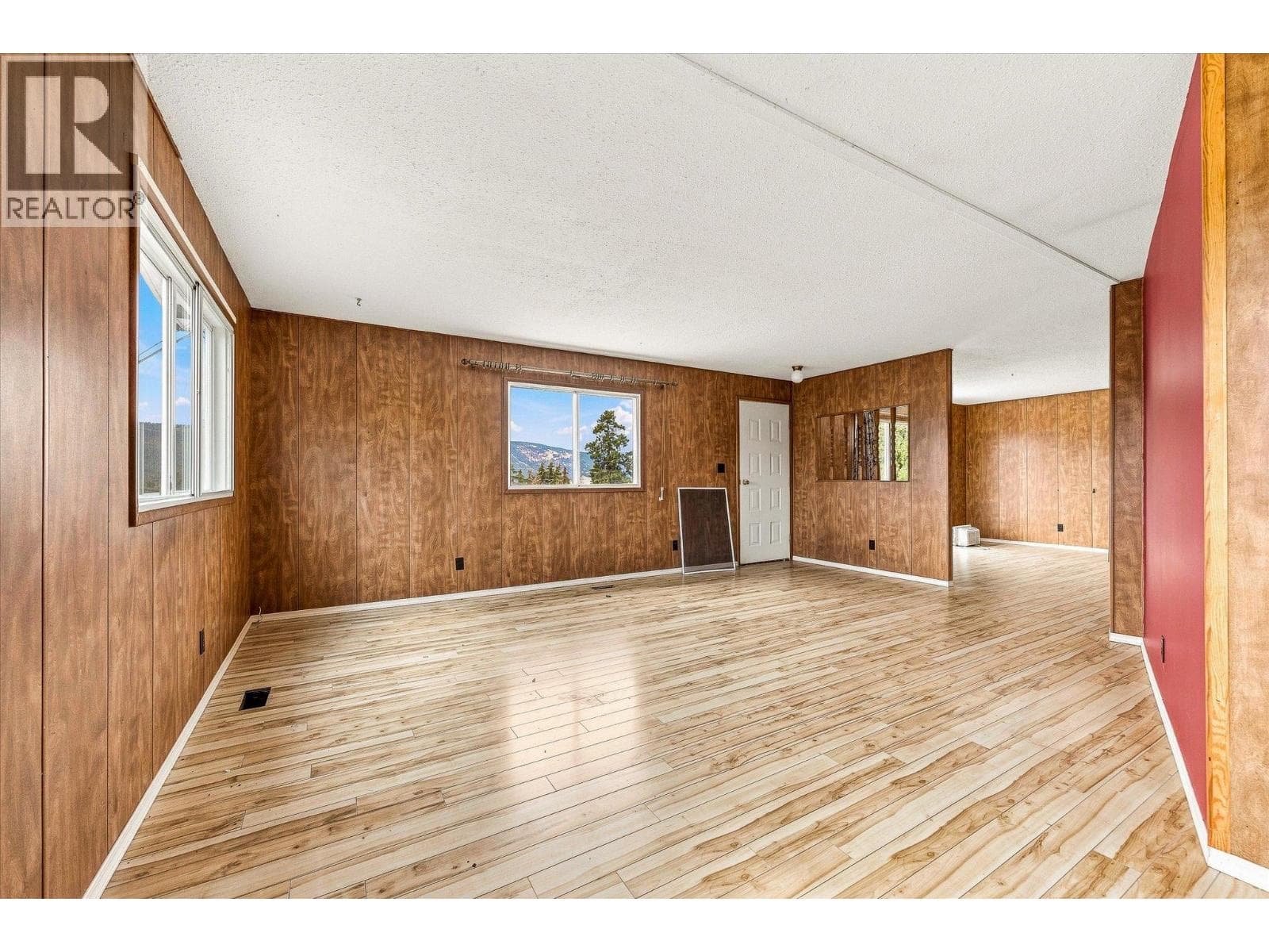 12891 Trewhitt Road, photo 19