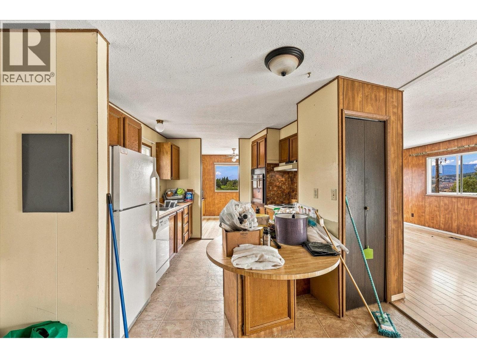 12891 Trewhitt Road, photo 13