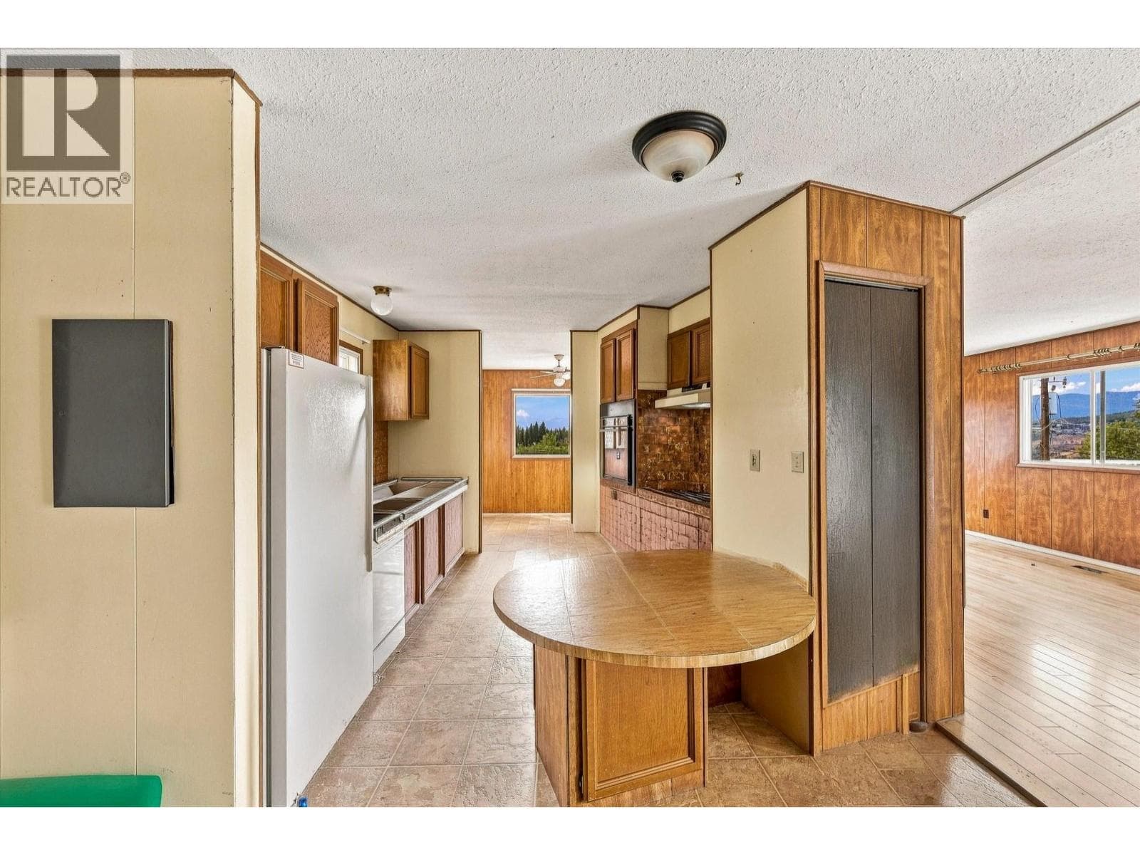 12891 Trewhitt Road, photo 12