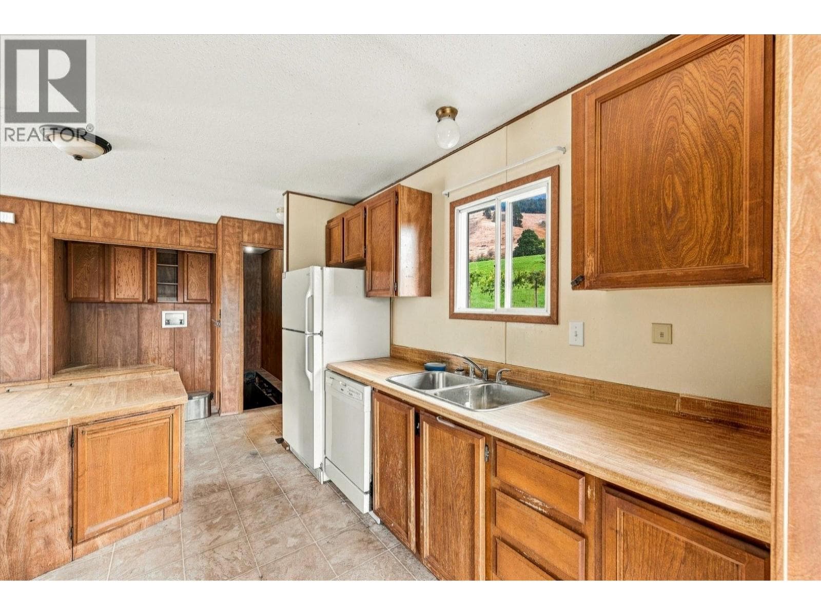 12891 Trewhitt Road, photo 16