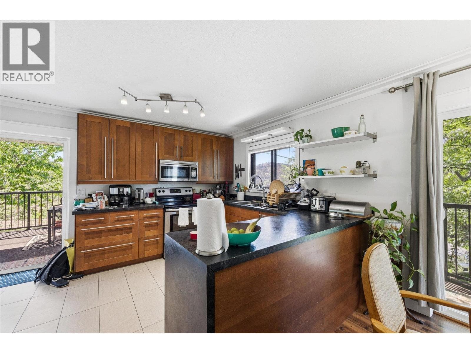 319 Valley Road, photo 31