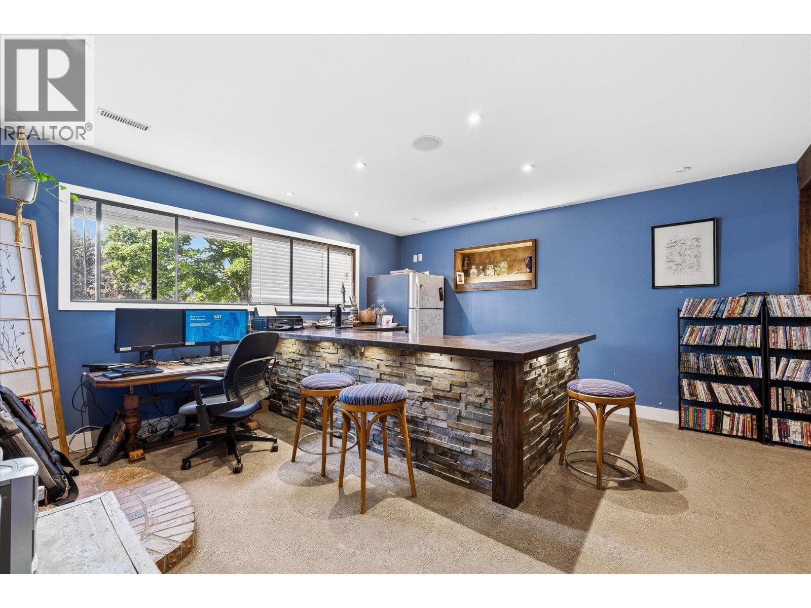 319 Valley Road, photo 43