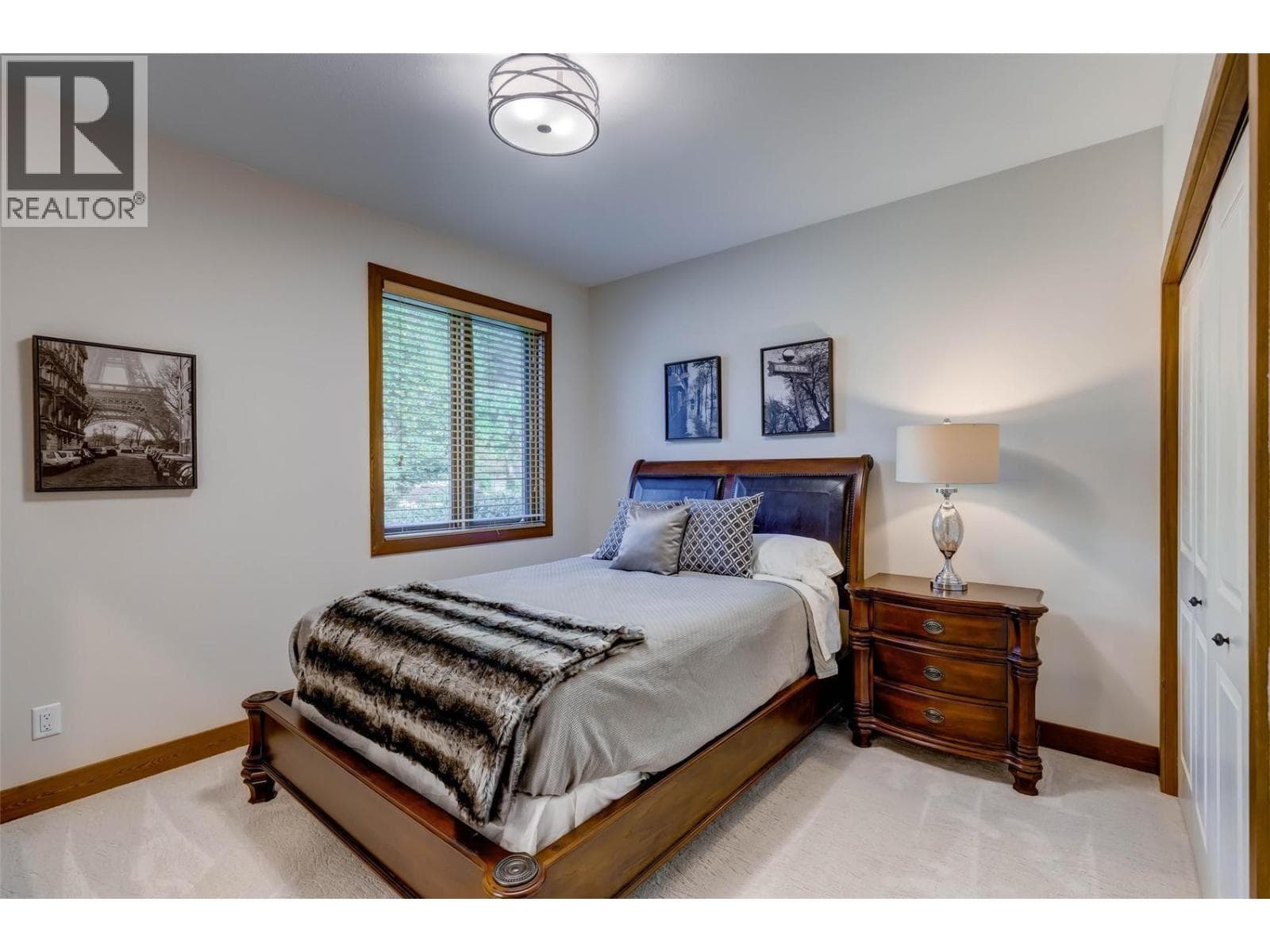 5757 Upper Booth Road N, photo 33