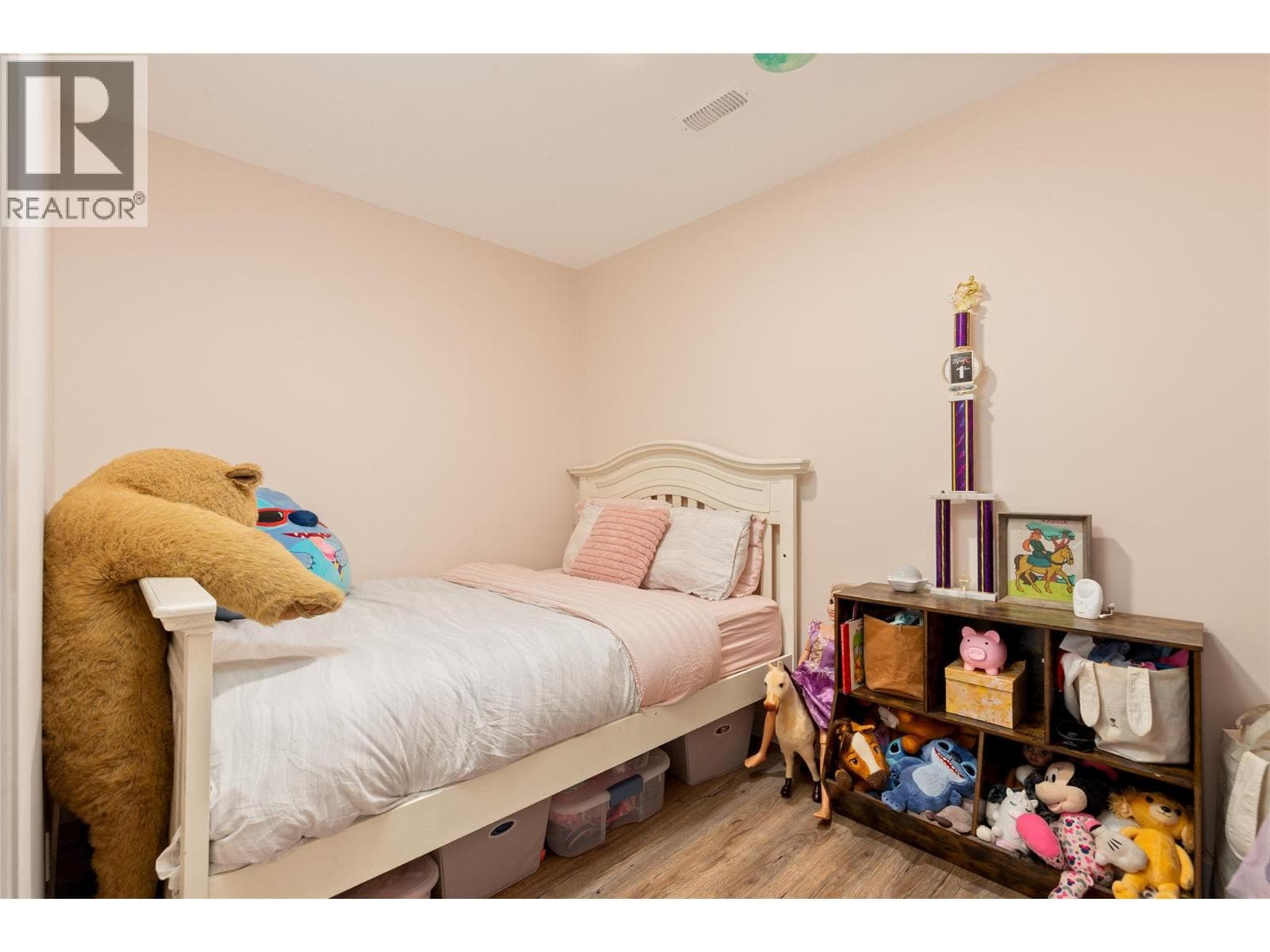 5757 Upper Booth Road N, photo 63
