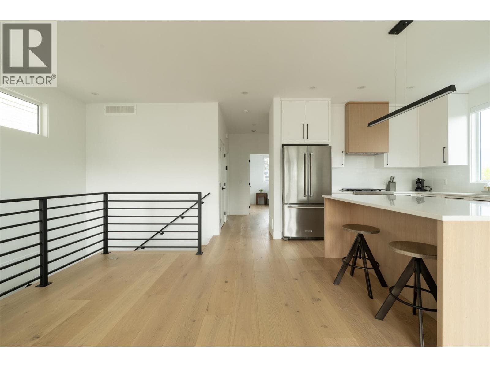 2764 Abbott Street, photo 84