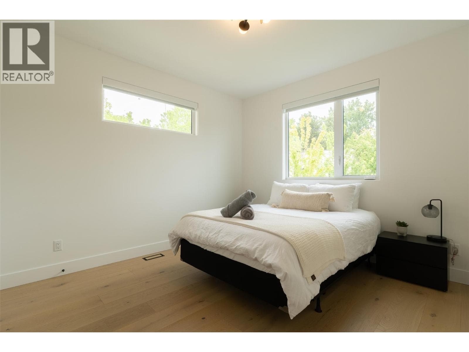 2764 Abbott Street, photo 88