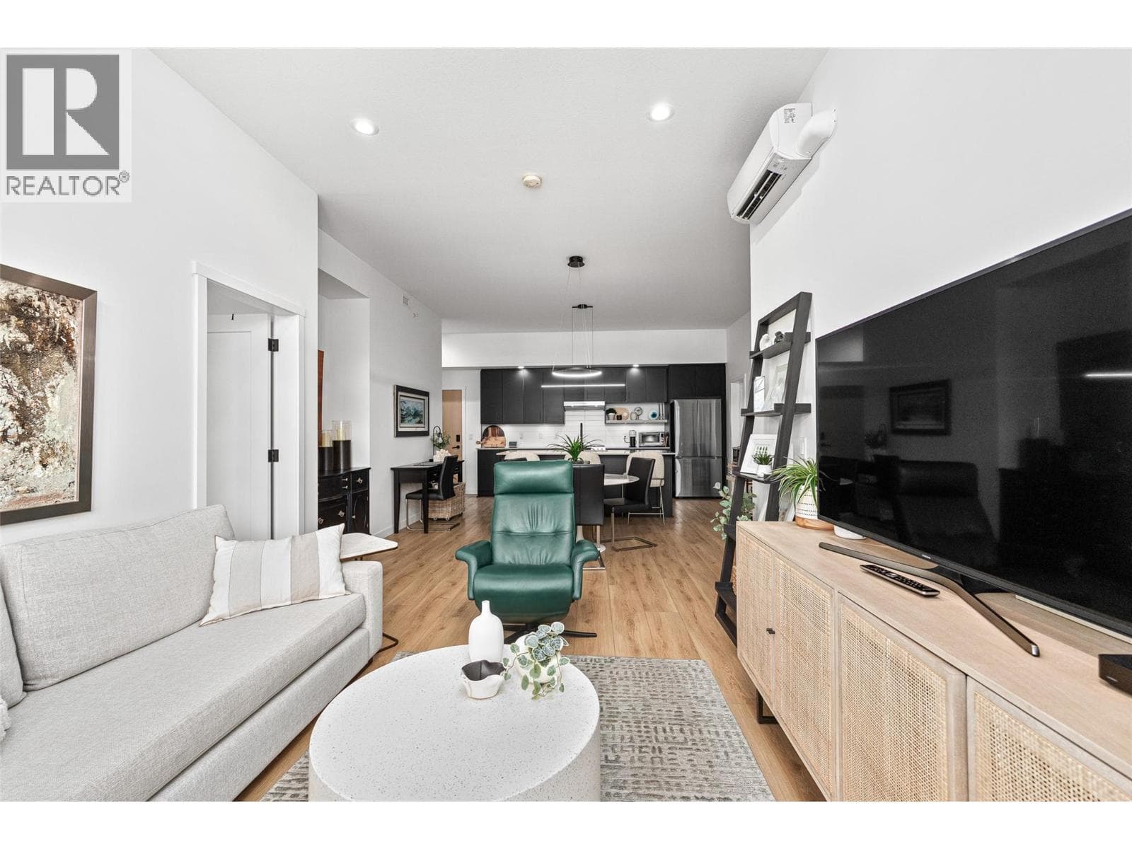 660 Cawston Avenue Unit# 607, photo 16