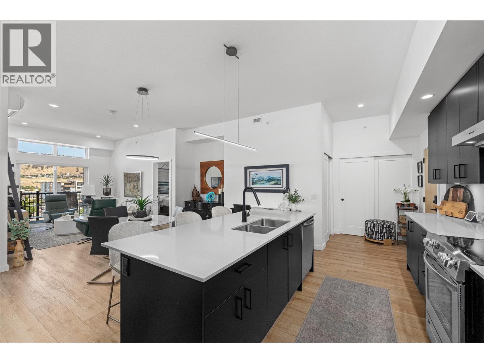 660 Cawston Avenue Unit# 607, photo 9