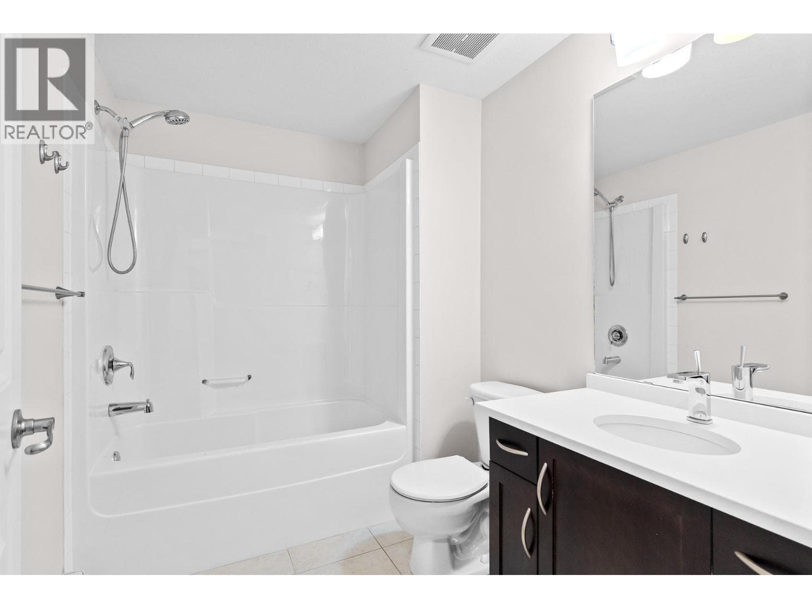 3735 Casorso Road Unit# 302, photo 13