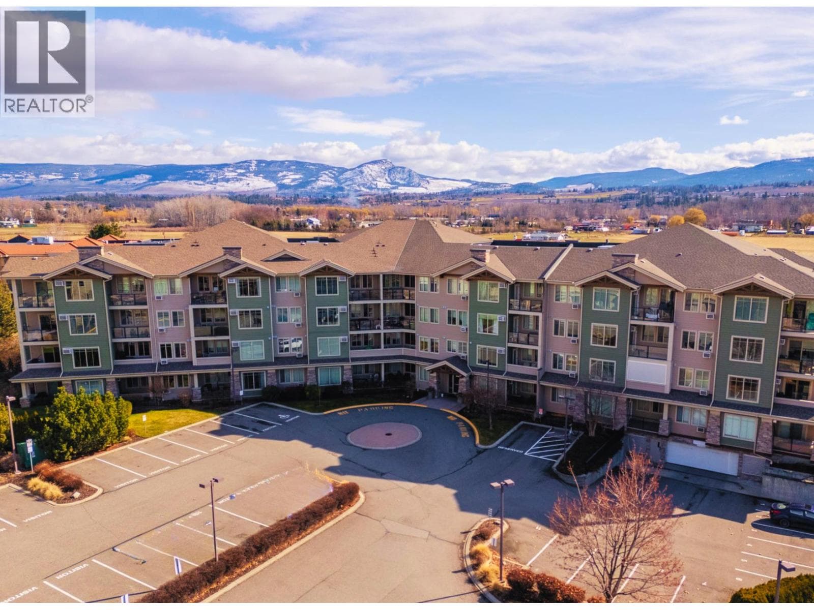 3735 Casorso Road Unit# 302, photo 1