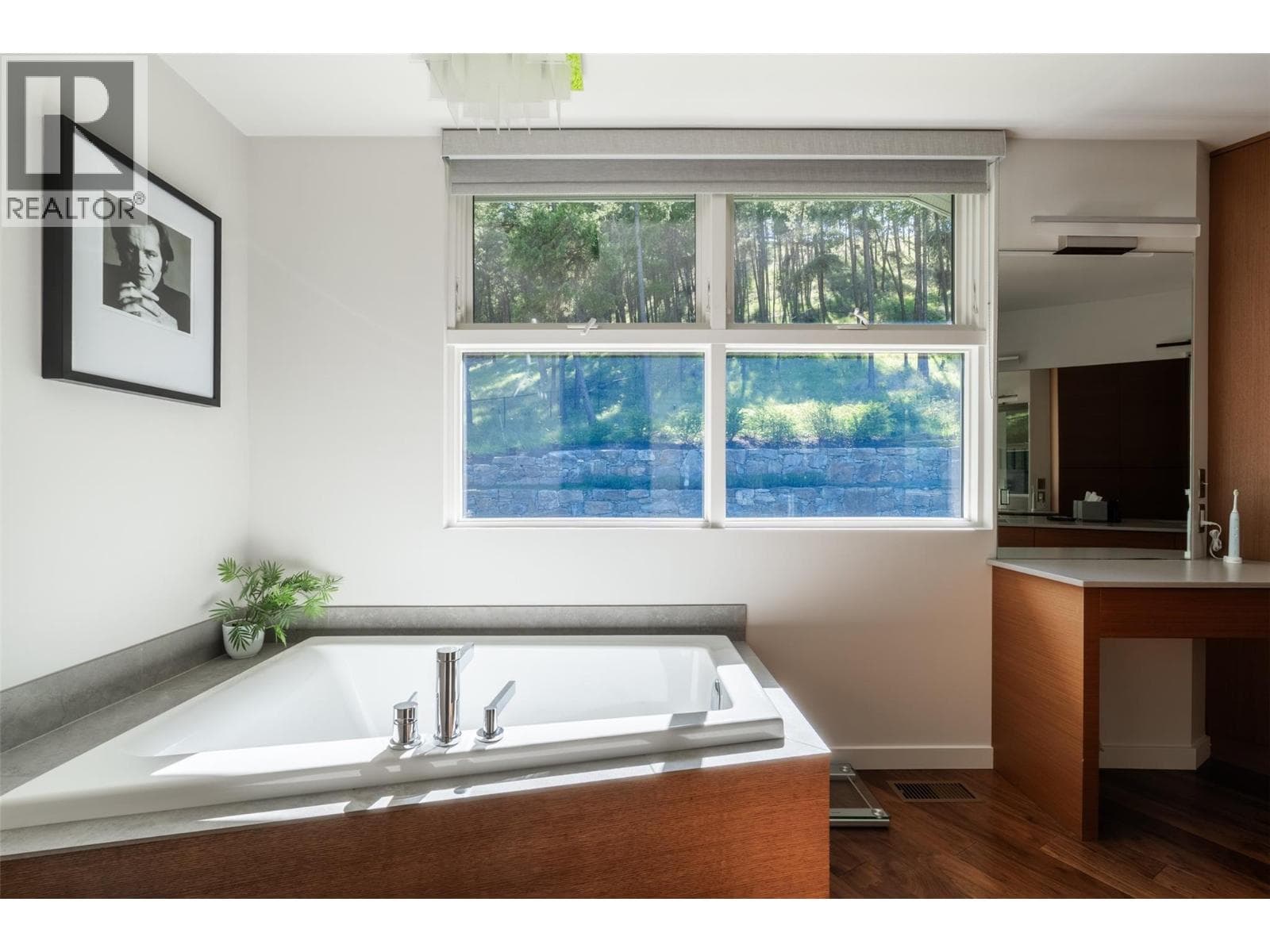324 Clifton Road, photo 27