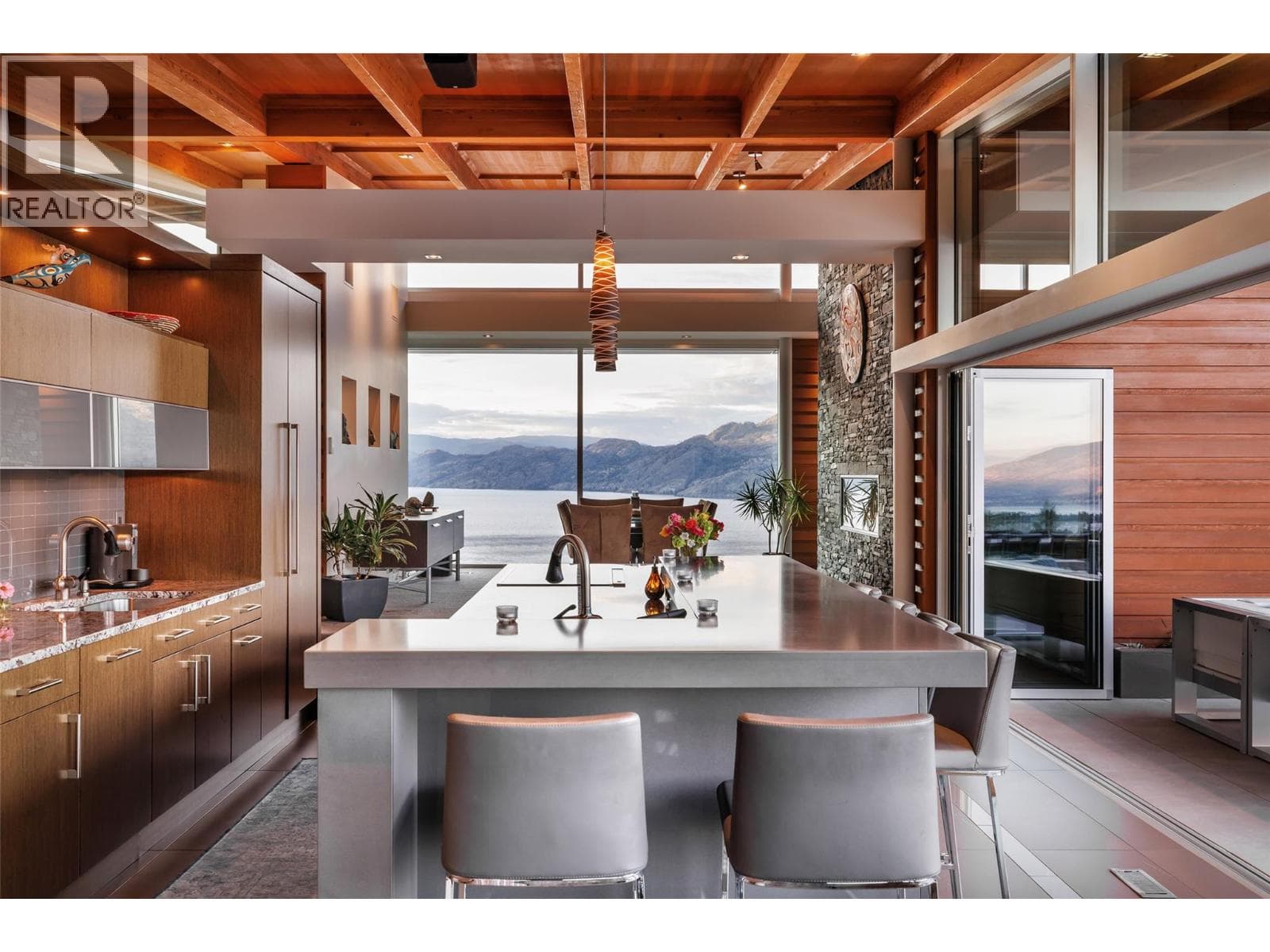 18555 Matsu Drive, photo 18