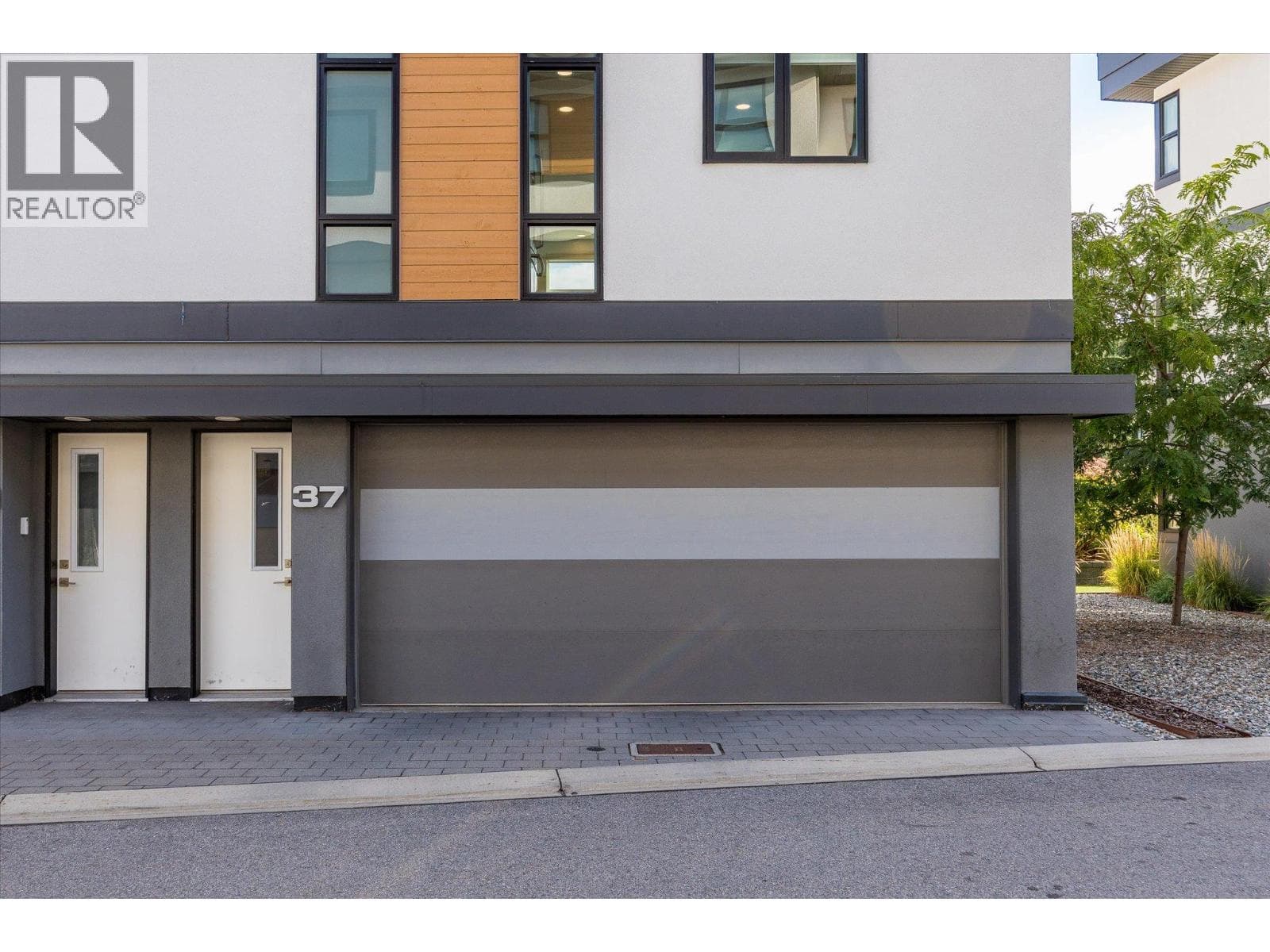 1515 Highland Drive N Unit# 37, photo 43