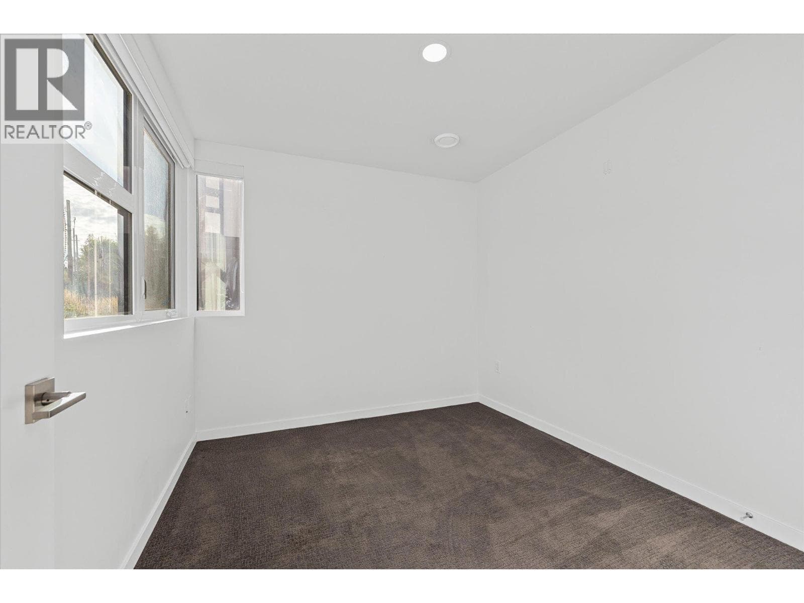 1515 Highland Drive N Unit# 37, photo 41