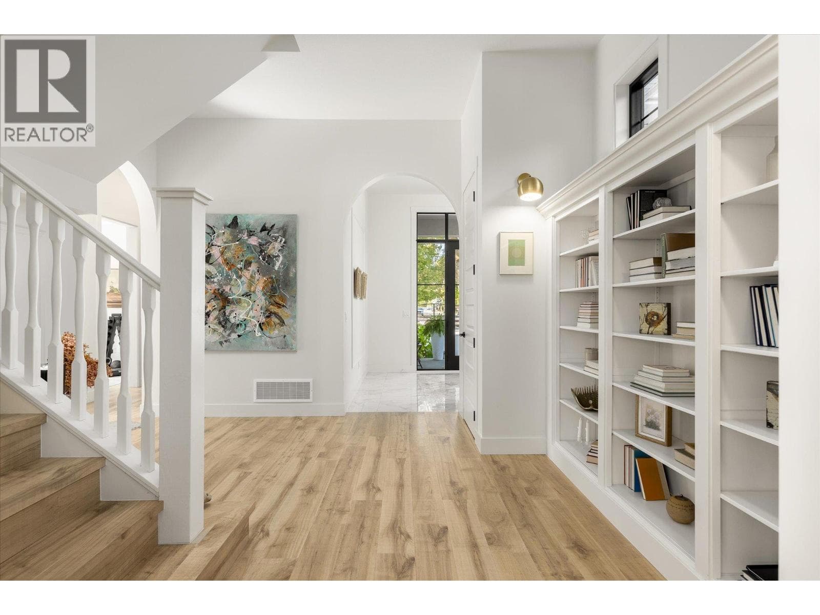 2053 Long Street, photo 8