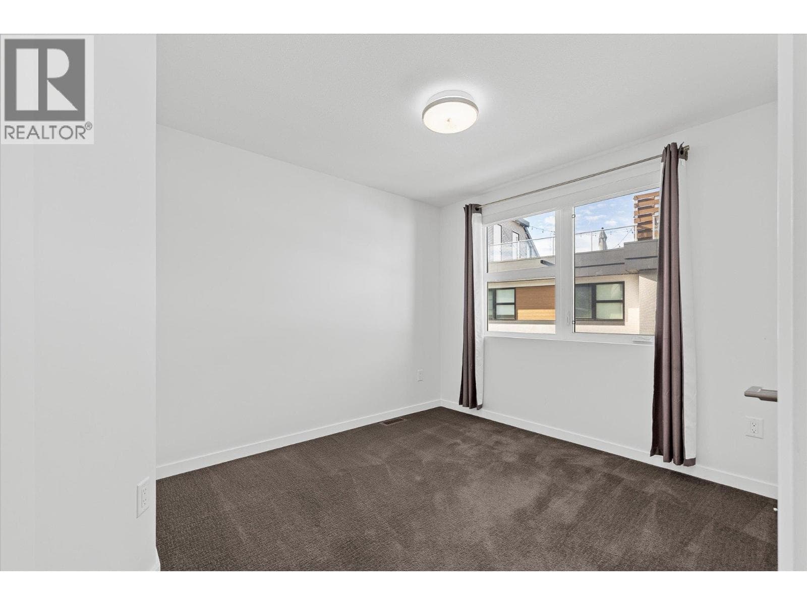 1515 Highland Drive N Unit# 37, photo 33
