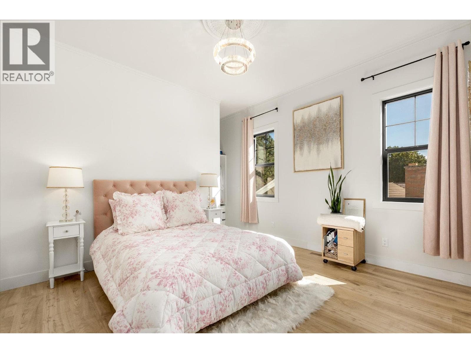 2053 Long Street, photo 41