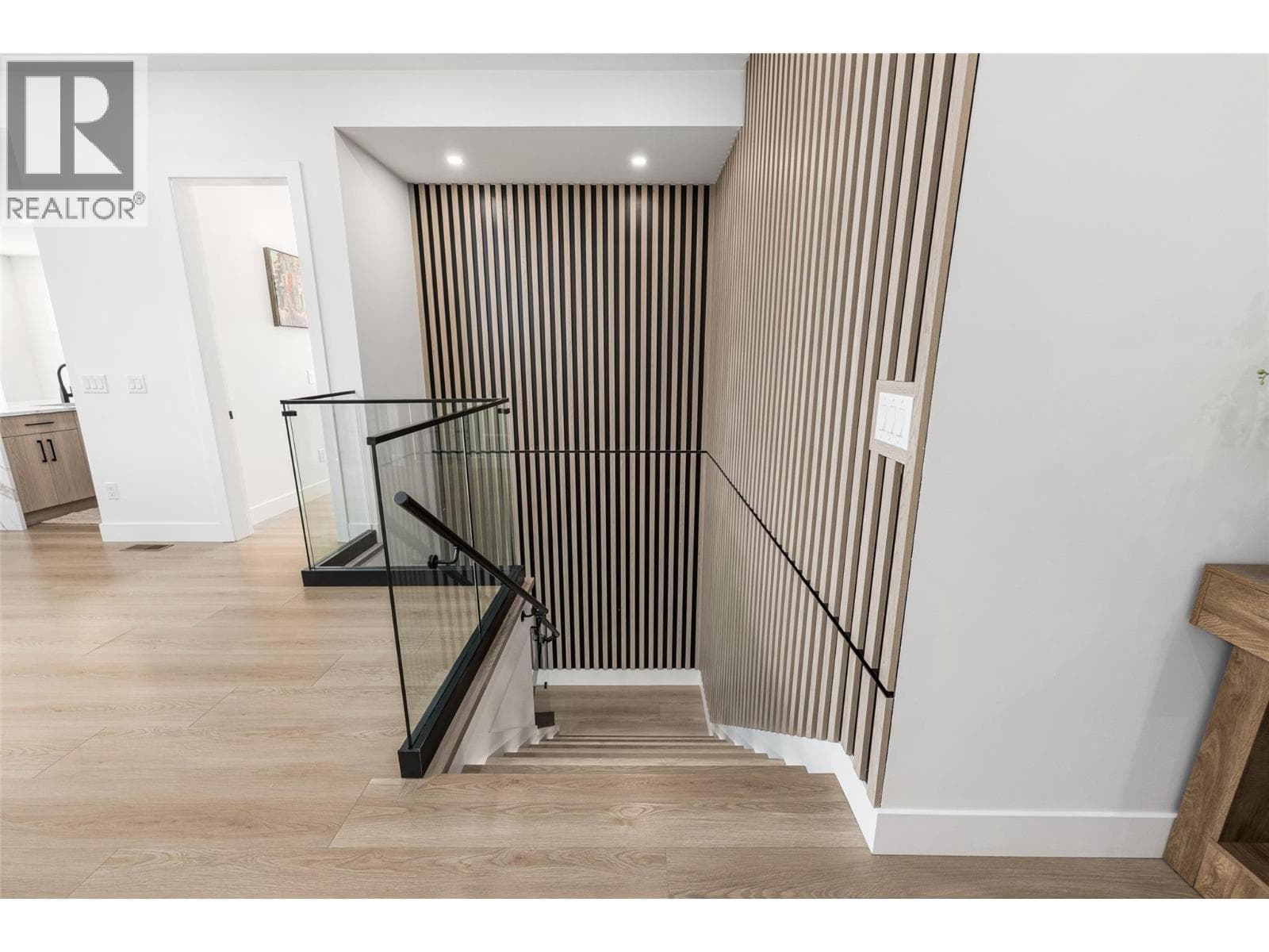 1425 Menu Road, photo 32