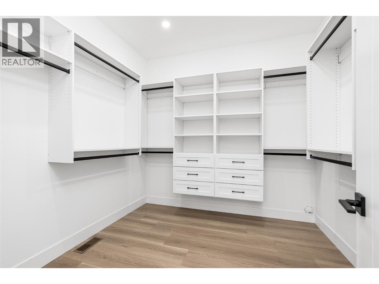 1425 Menu Road, photo 26