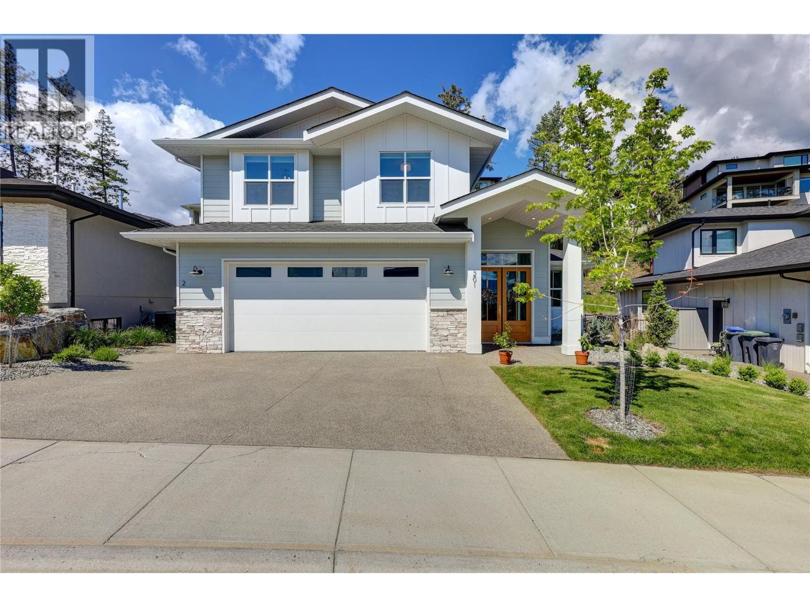 201 Summer Wood Drive, photo 1